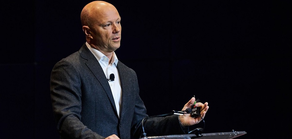 Patrik Frisk, consejero delegado de Under Armour Under Armour, cuando la tijera pone en riesgo la imagen